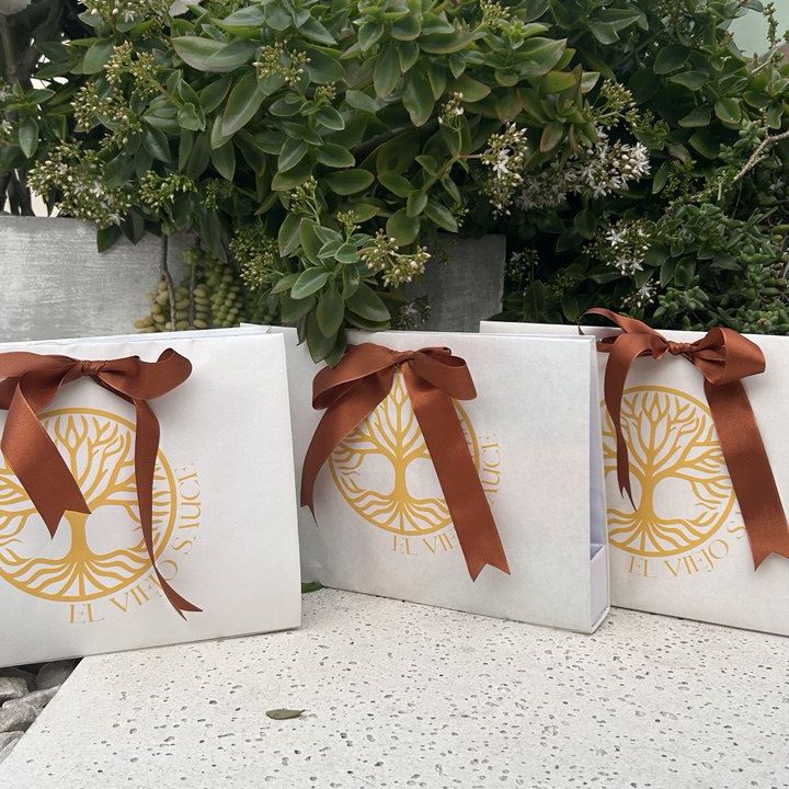 Packaging elegante de El Viejo Sauce
